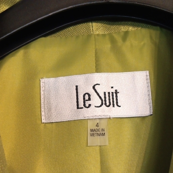 Le Suit Green Blazer and Skirt Set - Picture 2 of 7